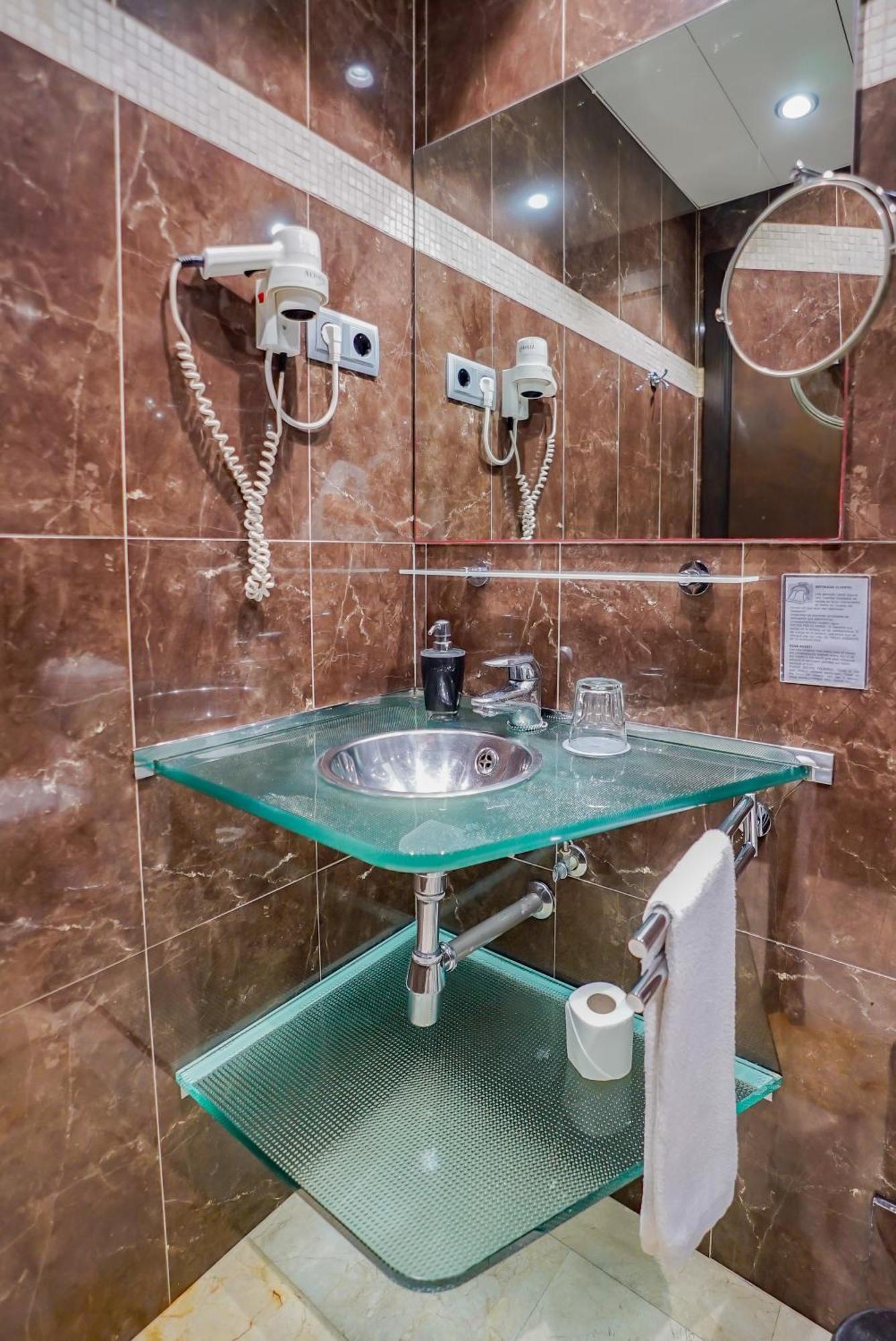 Hotel Constanza Barcelona Bagian luar foto